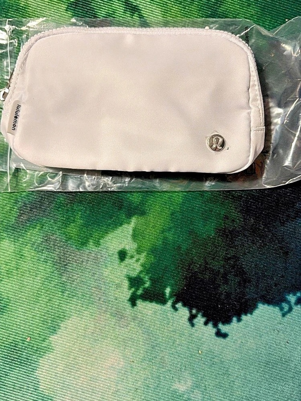 lululemon White everywhere belt bag